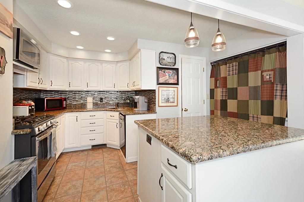 38 Keyes Street Warren, MA 01083 - Photo 12 of 34 Gallery Image 12