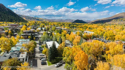 $2,195,000 | 725 East Main Street, Unit 309, Aspen, CO 81611