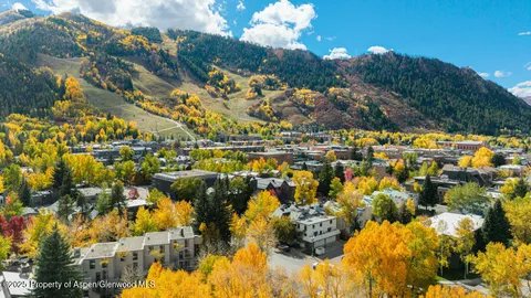 $2,195,000 | 725 East Main Street, Unit 309, Aspen, CO 81611
