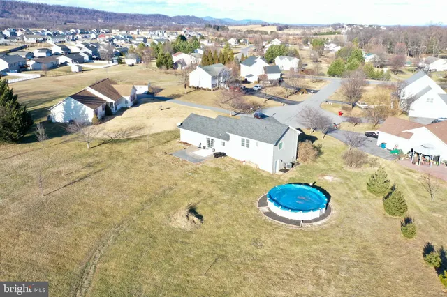 $379,900 | 57 Kapalua Court, Martinsburg, WV 25403