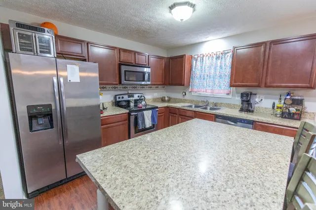 $379,900 | 57 Kapalua Court, Martinsburg, WV 25403