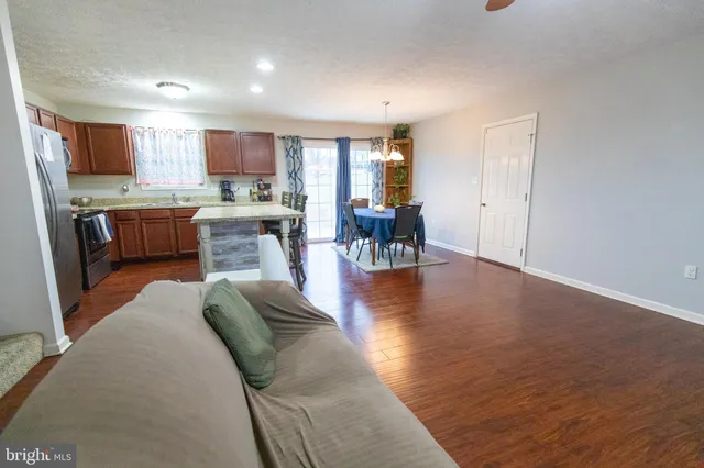 $379,900 | 57 Kapalua Court, Martinsburg, WV 25403