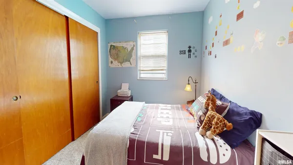 $179,900 | 1800 East St Jude Court, Peoria Heights, IL 61616