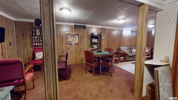 $179,900 | 1800 East St Jude Court, Peoria Heights, IL 61616