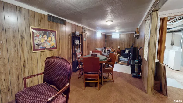 $179,900 | 1800 East St Jude Court, Peoria Heights, IL 61616