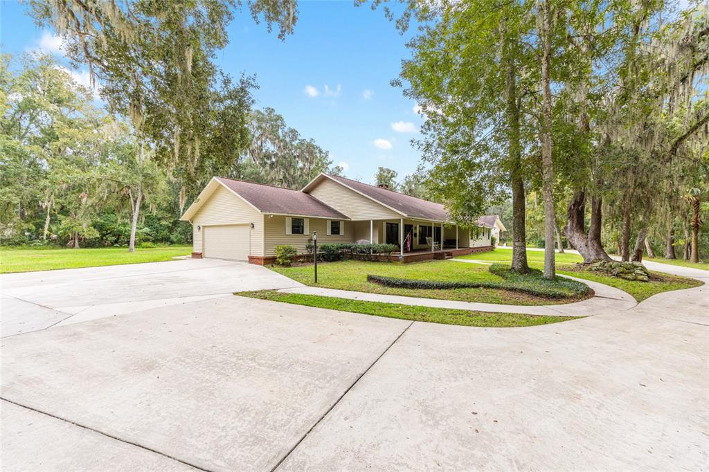 6641 Southwest 19th Avenue Road Ocala, FL 34476 - Photo 1 of 42 Gallery Image 1