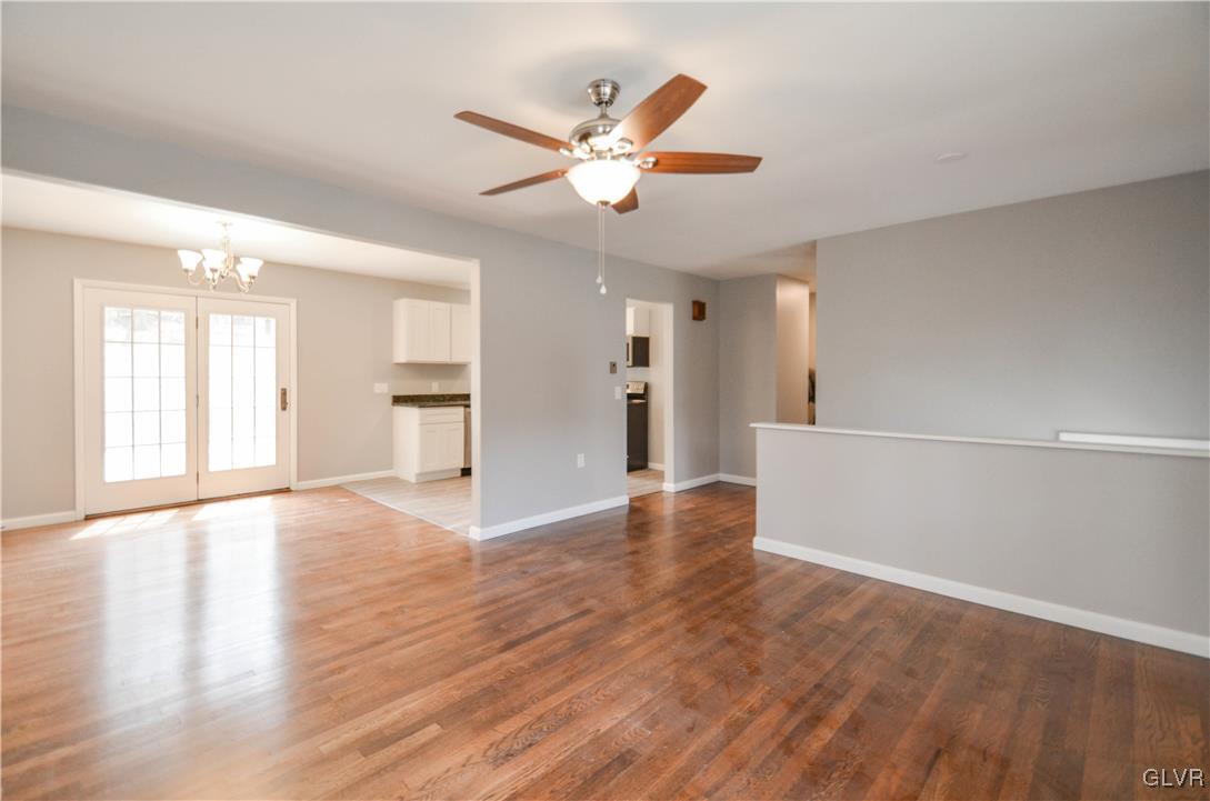 439 Blue Shutters Road Moscow, PA 18444 - Photo 4 of 25 Gallery Image 4