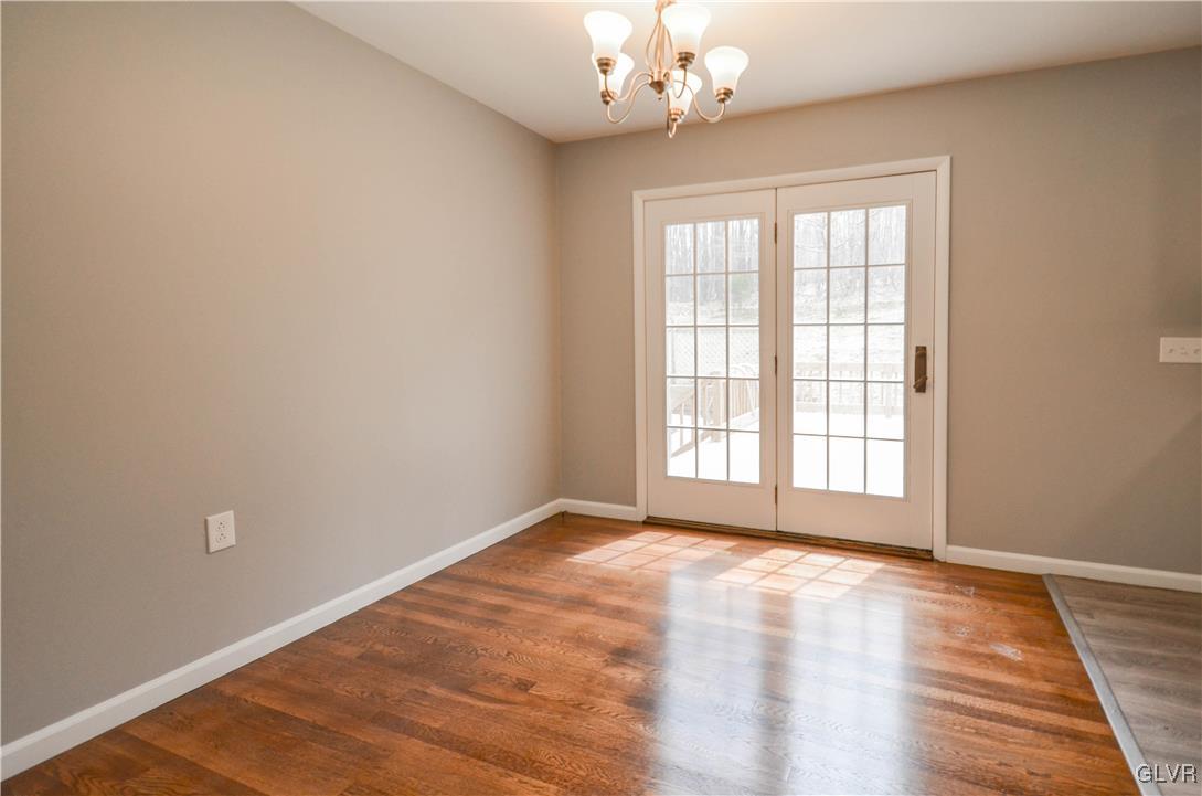 439 Blue Shutters Road Moscow, PA 18444 - Photo 5 of 25 Gallery Image 5