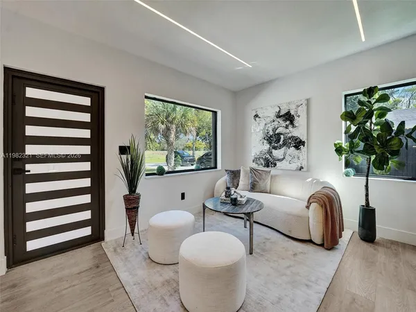 $4,750 | 2066 Northeast 174th Street, North Miami Beach, FL 33162