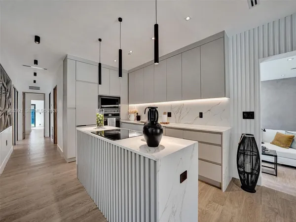 $4,750 | 2066 Northeast 174th Street, North Miami Beach, FL 33162