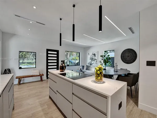 $4,750 | 2066 Northeast 174th Street, North Miami Beach, FL 33162