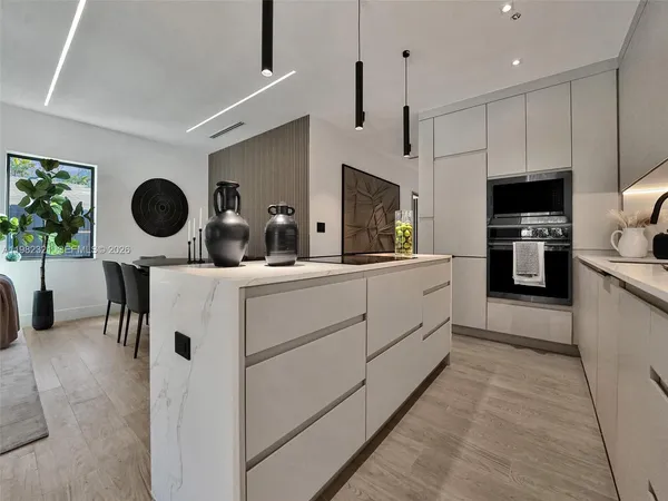 $4,750 | 2066 Northeast 174th Street, North Miami Beach, FL 33162