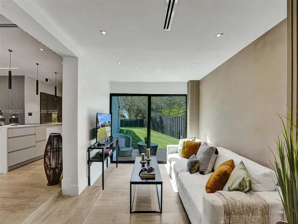 $4,750 | 2066 Northeast 174th Street, North Miami Beach, FL 33162