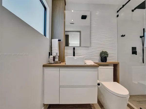 $4,750 | 2066 Northeast 174th Street, North Miami Beach, FL 33162