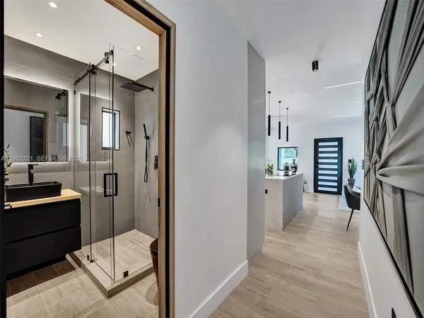 $4,750 | 2066 Northeast 174th Street, North Miami Beach, FL 33162