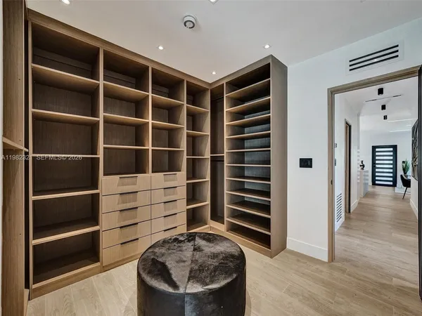 $4,750 | 2066 Northeast 174th Street, North Miami Beach, FL 33162