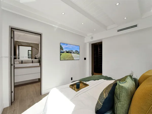 $4,750 | 2066 Northeast 174th Street, North Miami Beach, FL 33162