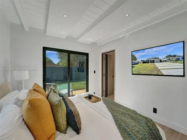 $4,750 | 2066 Northeast 174th Street, North Miami Beach, FL 33162