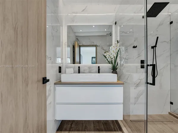 $4,750 | 2066 Northeast 174th Street, North Miami Beach, FL 33162