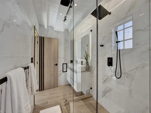 $4,750 | 2066 Northeast 174th Street, North Miami Beach, FL 33162