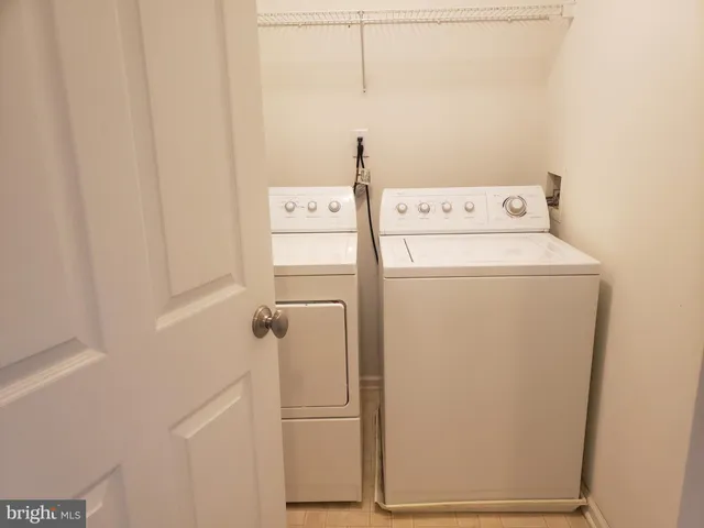 $2,690 | 5002 Essex Lane, Mount Laurel, NJ 08054