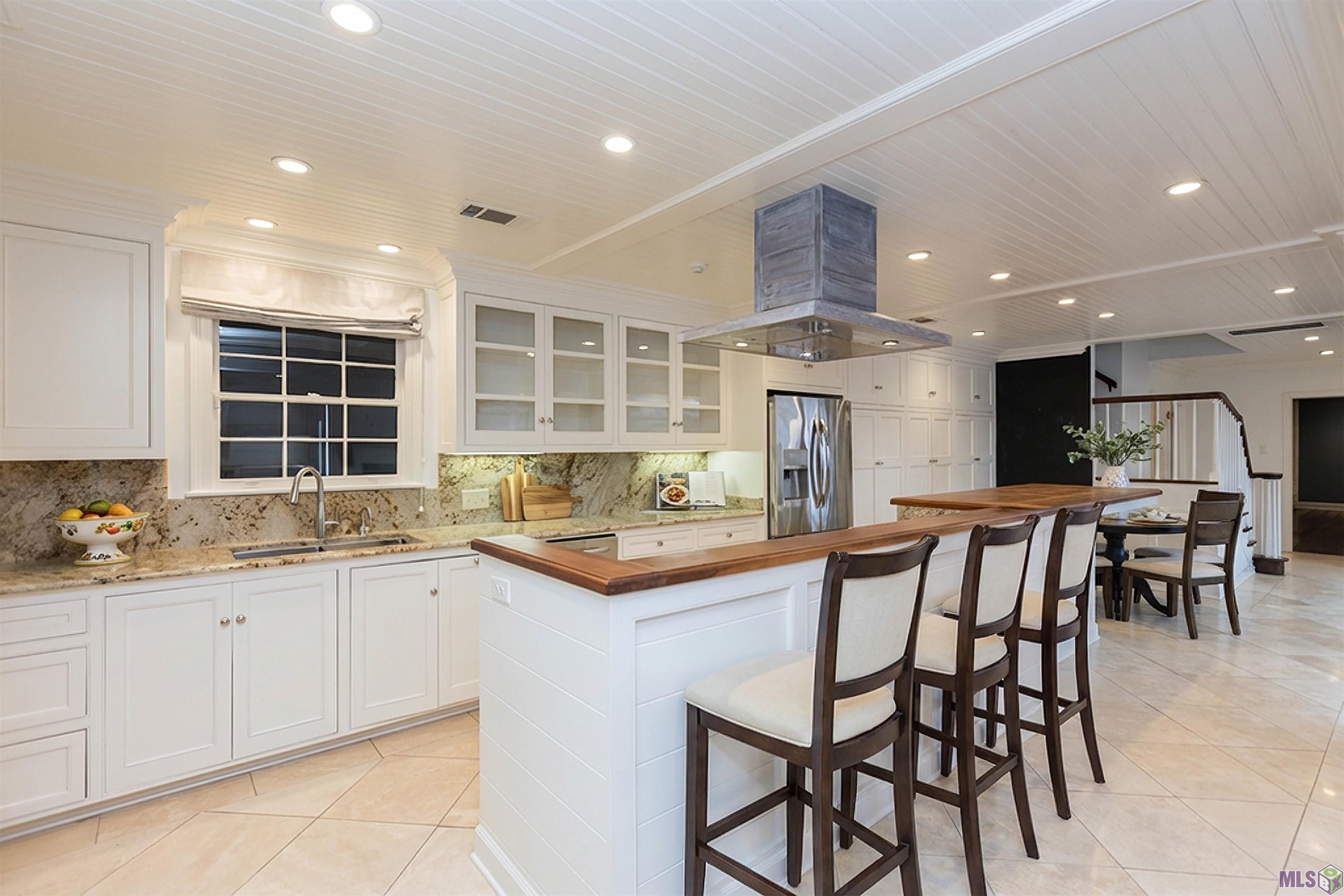 4843 Sweetbriar Street Baton Rouge, LA 70808 - Photo 20 of 56 Kitchen