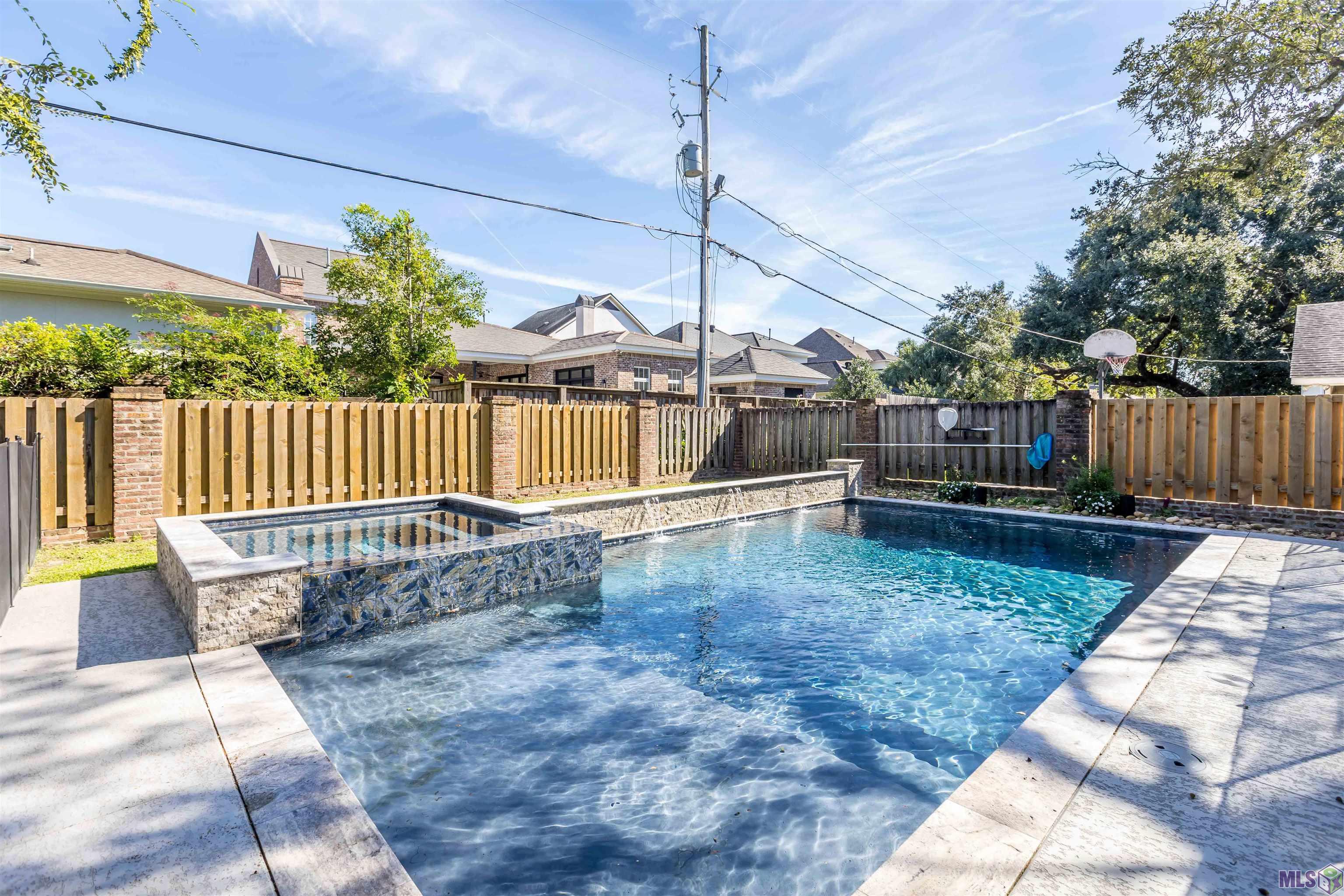 4843 Sweetbriar Street Baton Rouge, LA 70808 - Photo 6 of 56 pool and spa view