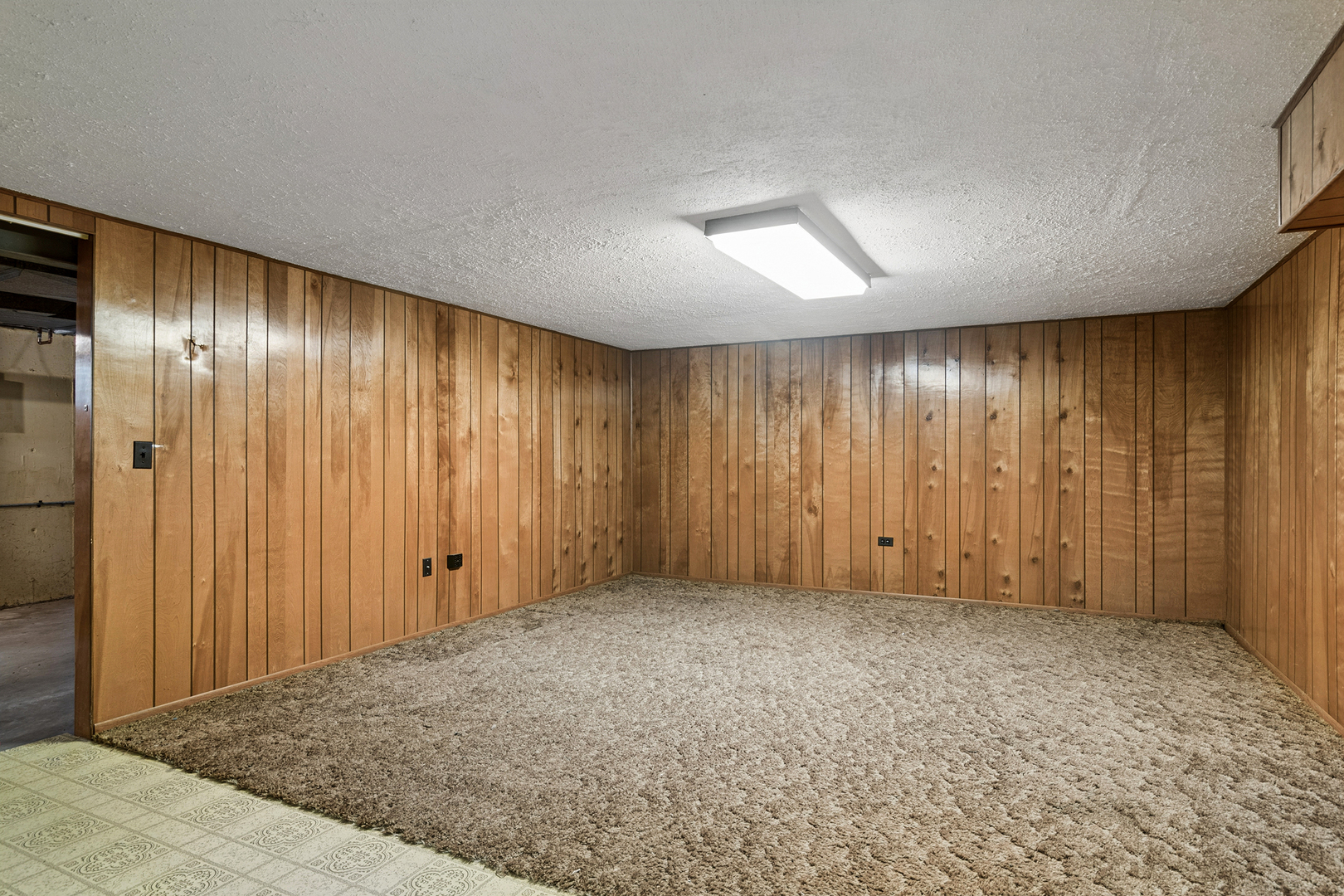 572 East Monterey Road Palatine, IL 60074 - Photo 25 of 27 wooden floor in an empty room