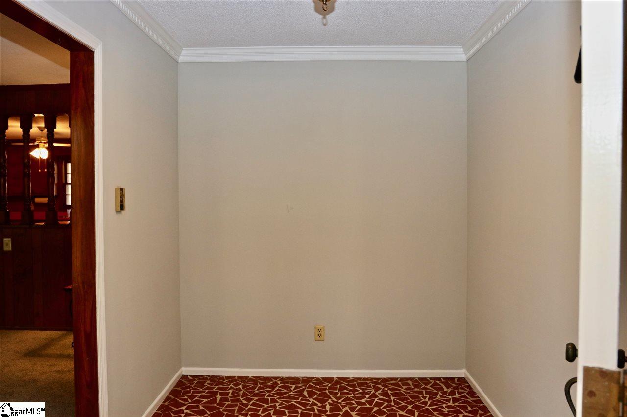 104 Hillandale Road Pendleton, SC 29670 - Photo 3 of 22