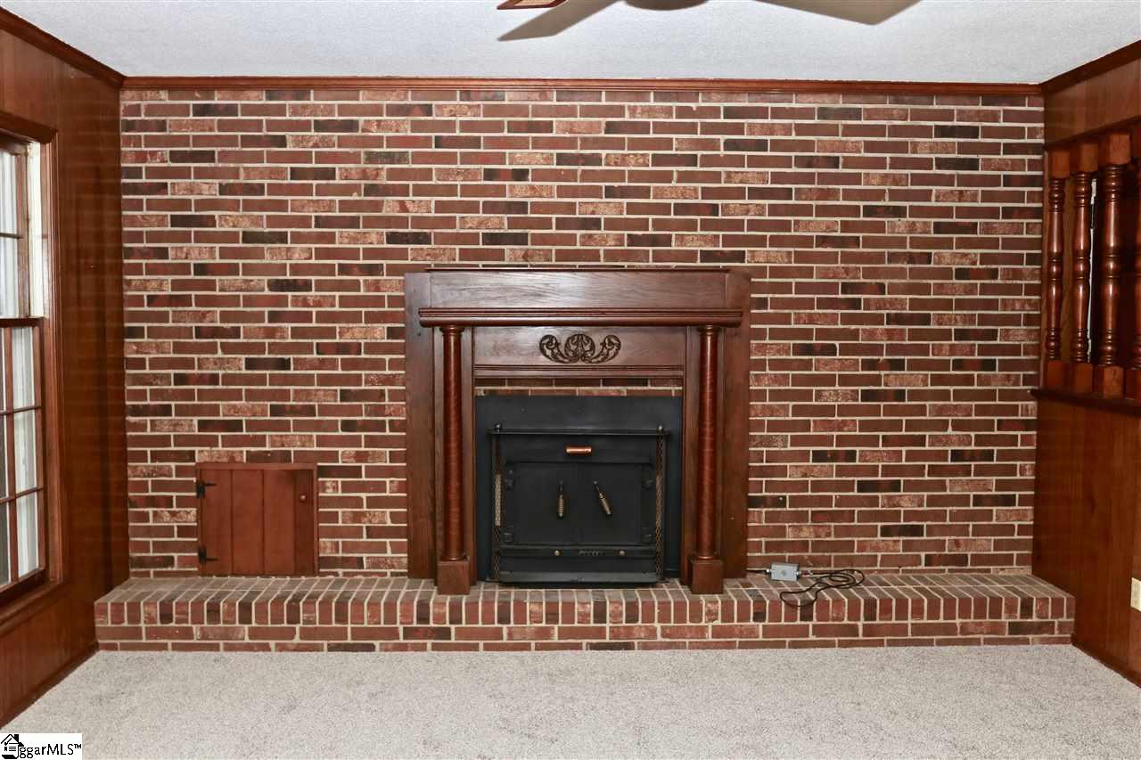 104 Hillandale Road Pendleton, SC 29670 - Photo 4 of 22