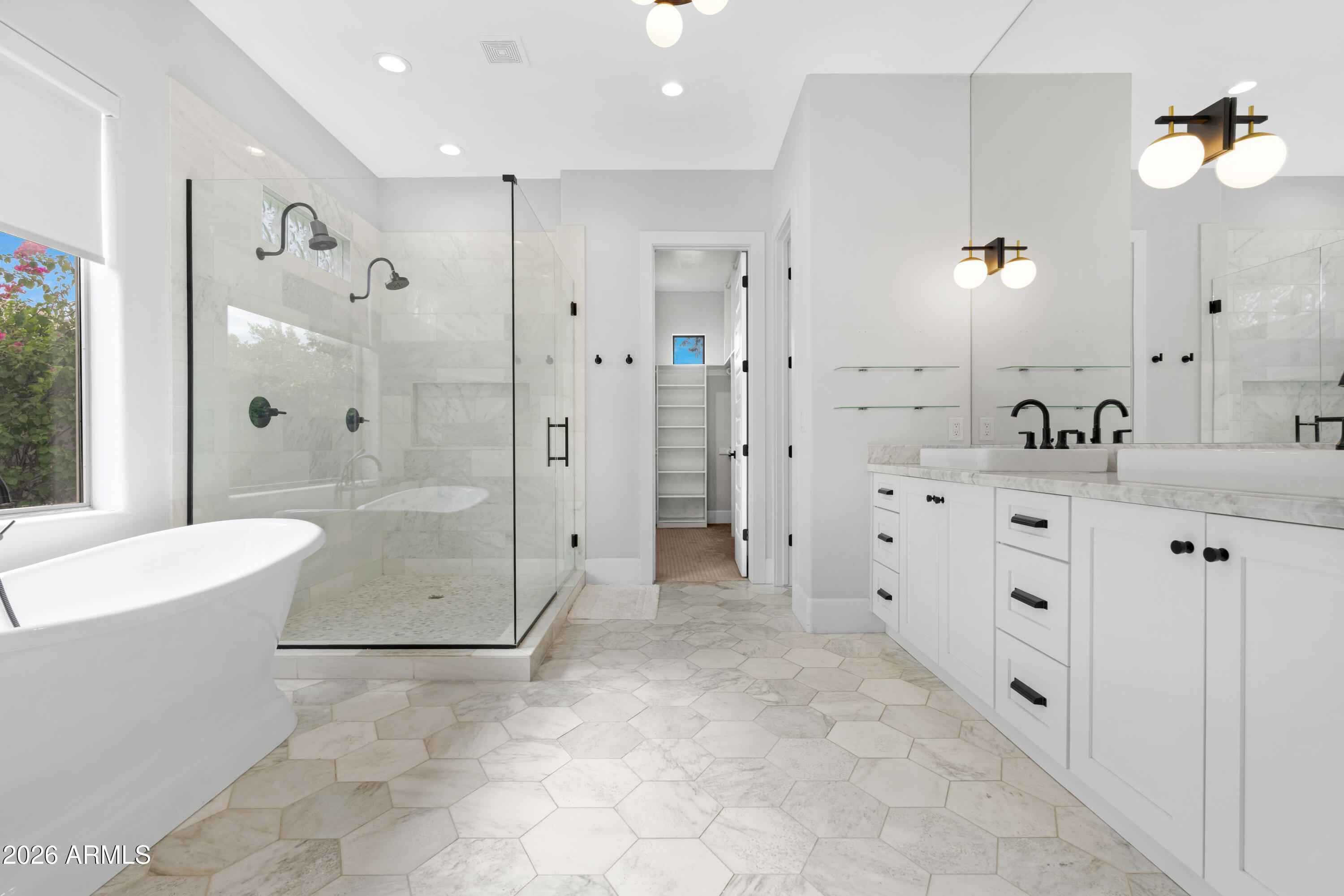 9470 East Bloomfield Road Scottsdale, AZ 85260 - Photo 28 of 49 Primary Bath 1