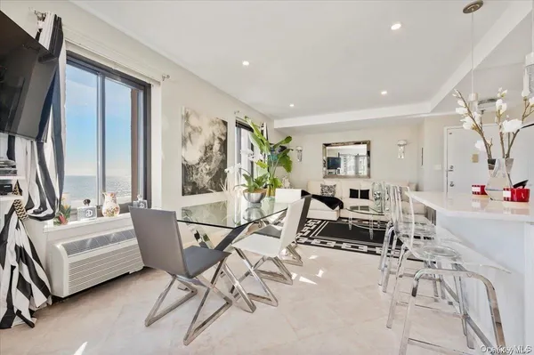 $55,000 | 100 West Broadway, Unit 4F, Long Beach, NY 11561