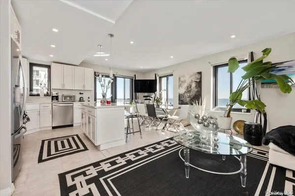 $55,000 | 100 West Broadway, Unit 4F, Long Beach, NY 11561