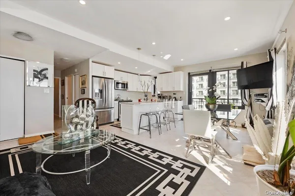 $55,000 | 100 West Broadway, Unit 4F, Long Beach, NY 11561