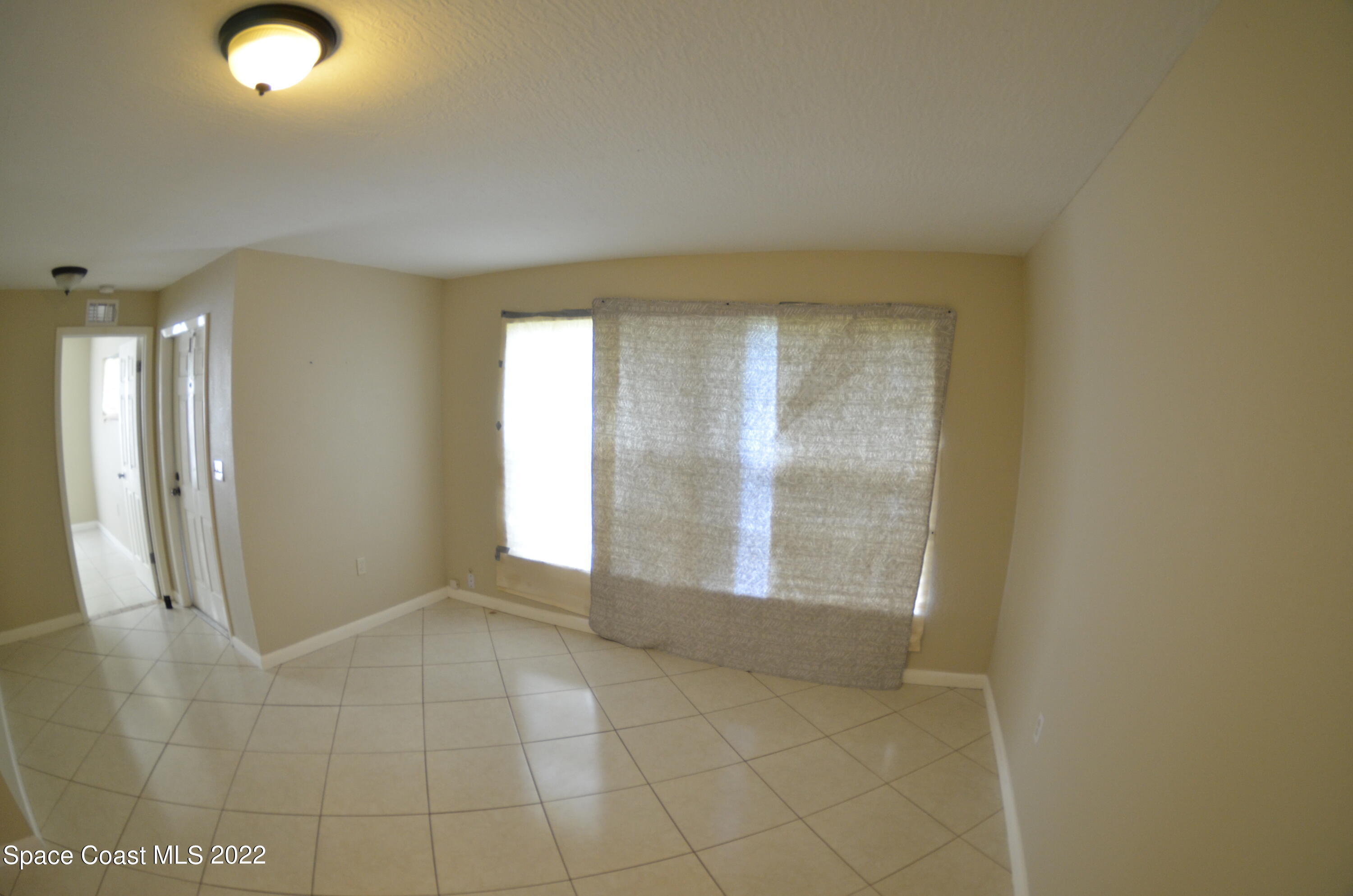 2912 Pembroke Road Melbourne, FL 32935 - Photo 6 of 23 DSC_7567