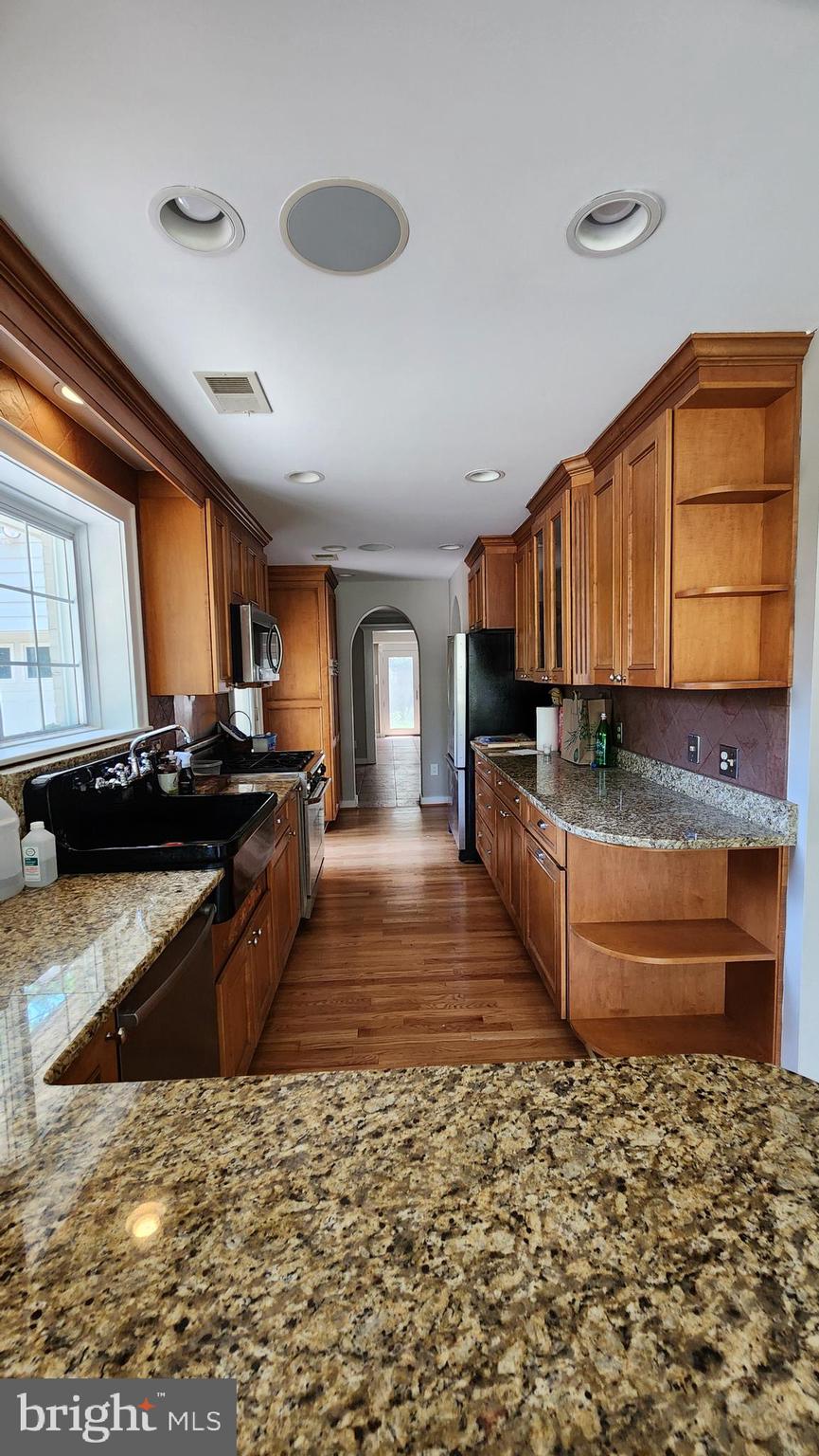 2207 Fordham Drive Alexandria, VA 22307 - Photo 8 of 45