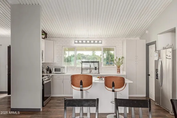 $849,900 | 328 East Bethany Home Road, Phoenix, AZ 85012