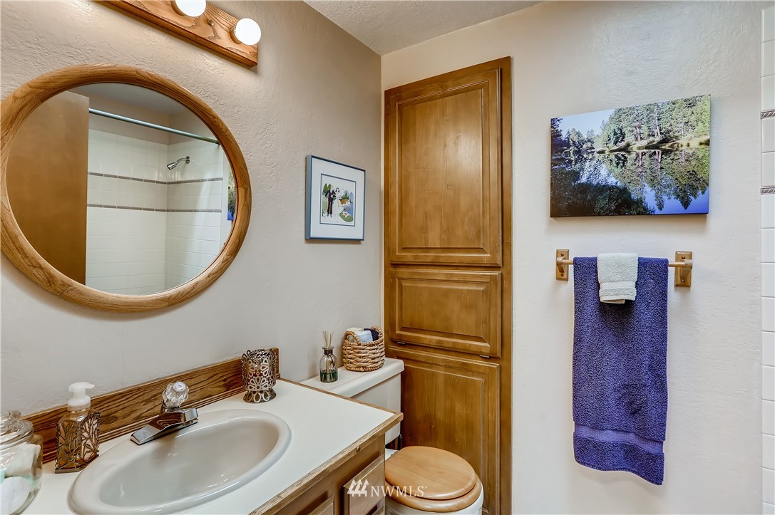 811 175th Street Southwest Bothell, WA 98012 - Photo 16 of 27