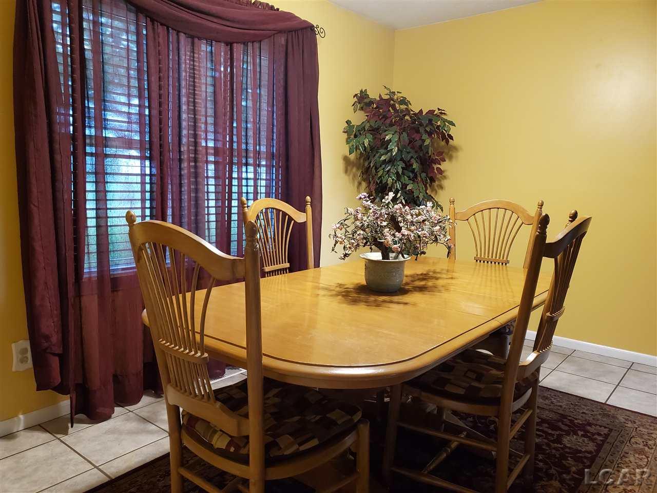 10820 Forche Road Blissfield, MI 49228 - Photo 23 of 50 31392347-22.JPG