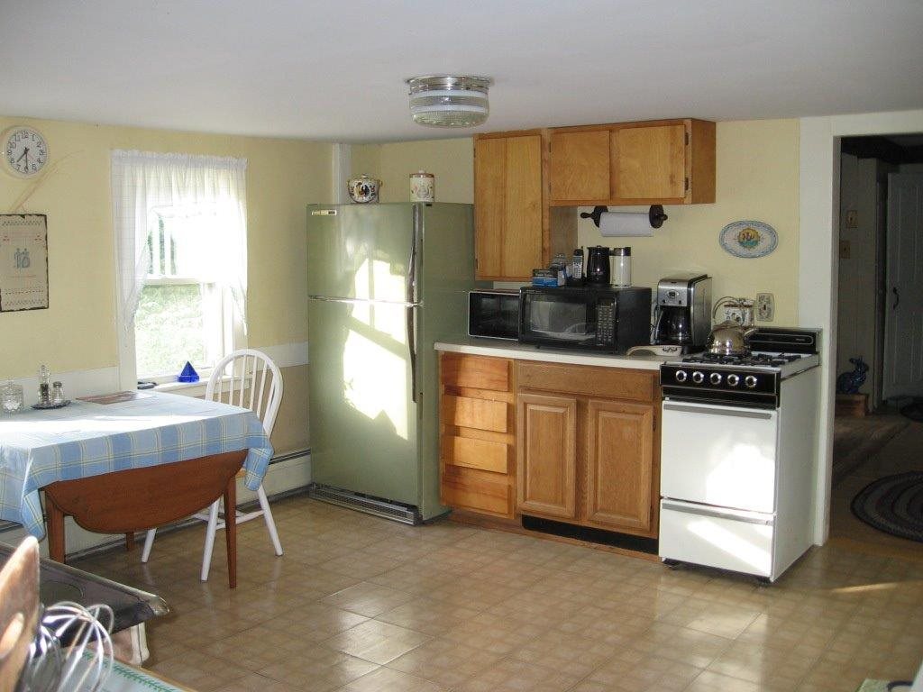 88 Canterbury Road Chichester, NH 03258 - Photo 7 of 37 Gallery Image 7