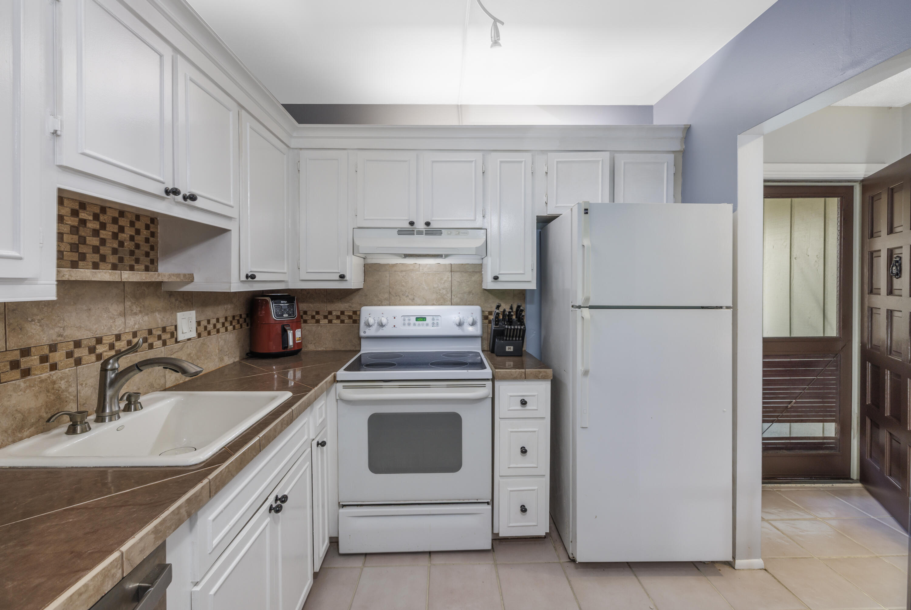 800 Northwest Fork Road, Unit 48 Stuart, FL 34994 - Photo 19 of 48 untitled-21