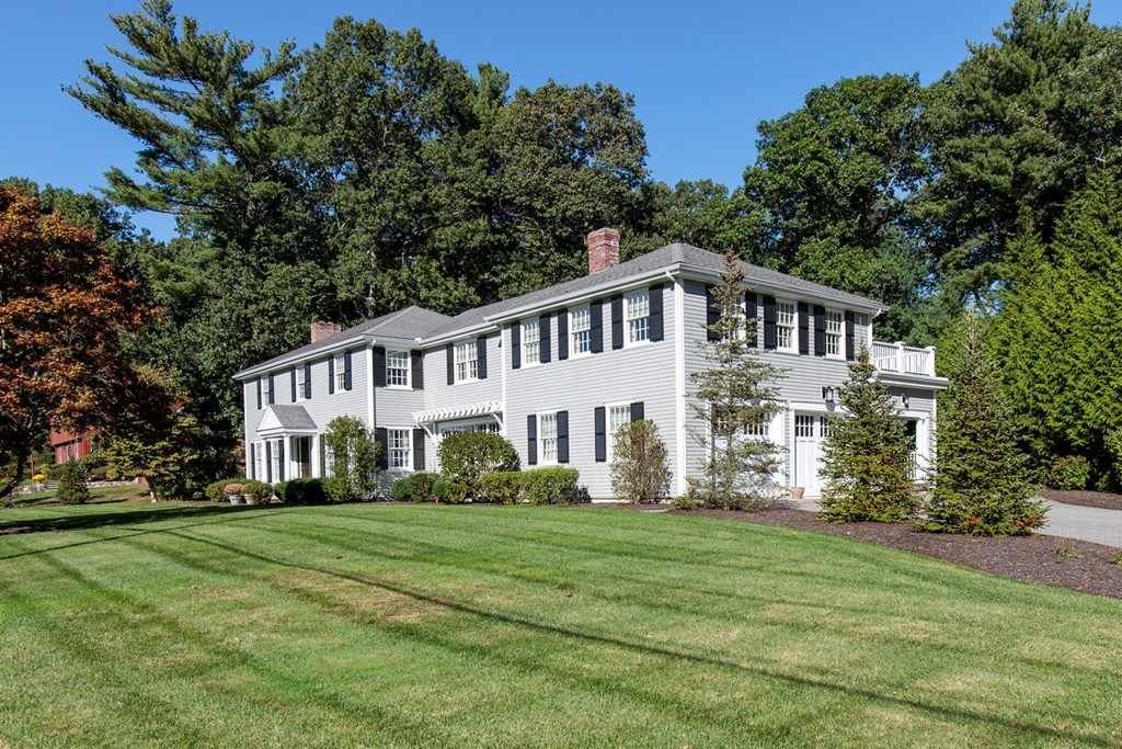 30 Cornell Road Wellesley, MA 02482 - Photo 2 of 30