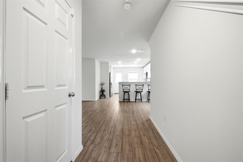 325 Hopson Street Van Alstyne, TX 75495 - Photo 4 of 40