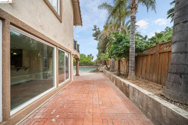a view of a house with a garage