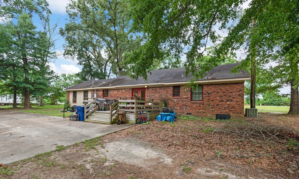 1390 Webb To Kinsey Road Webb, AL 36376 - Photo 22 of 24 Back of House