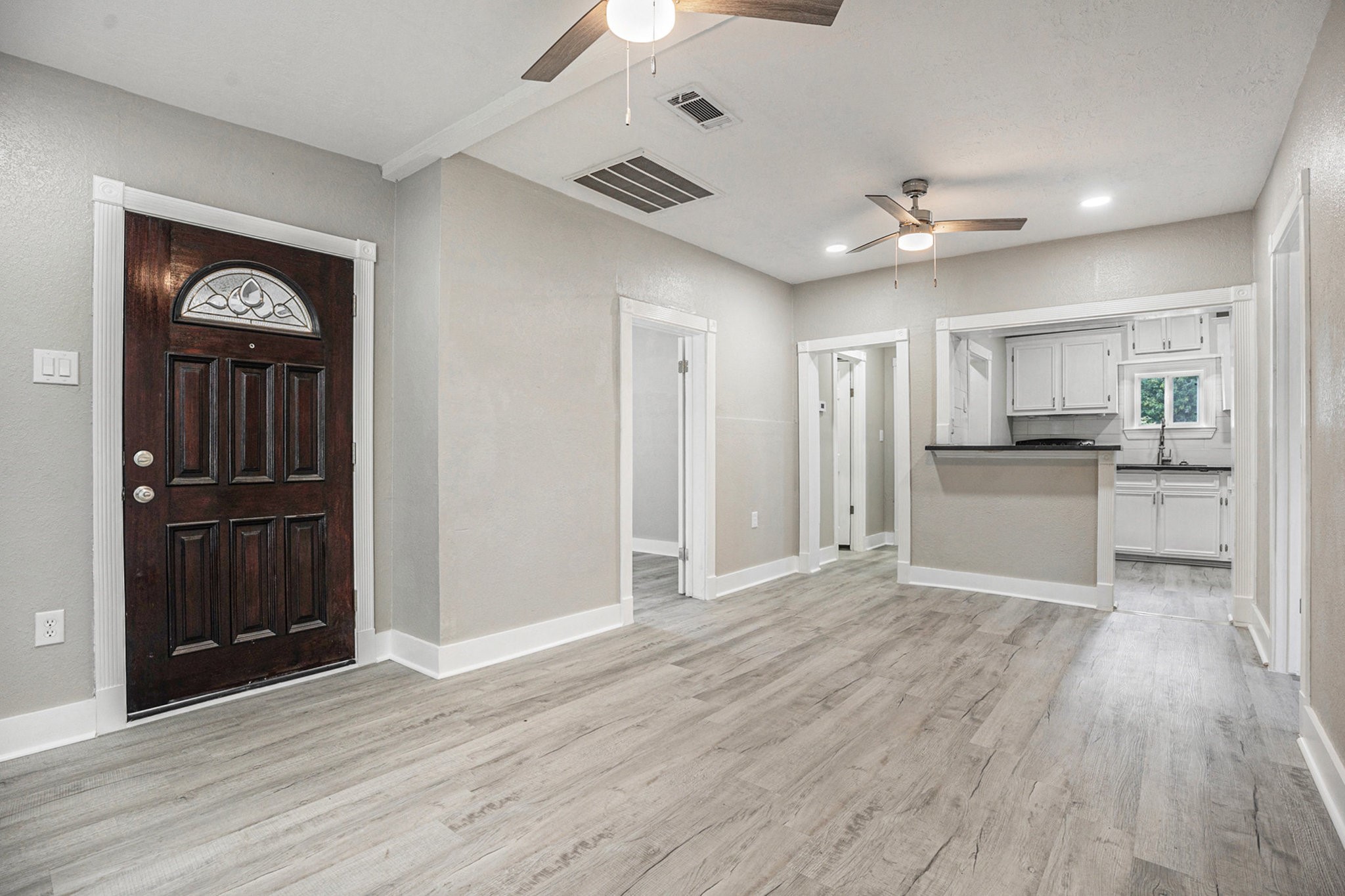 206 Edgar Street La Marque, TX 77568 - Photo 5 of 26