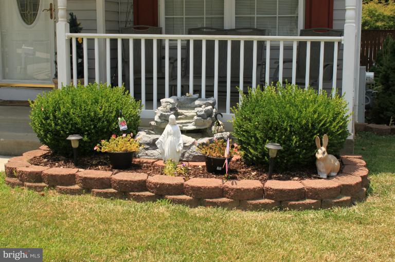 96 Yew Road Baltimore, MD 21221 - Photo 2 of 25