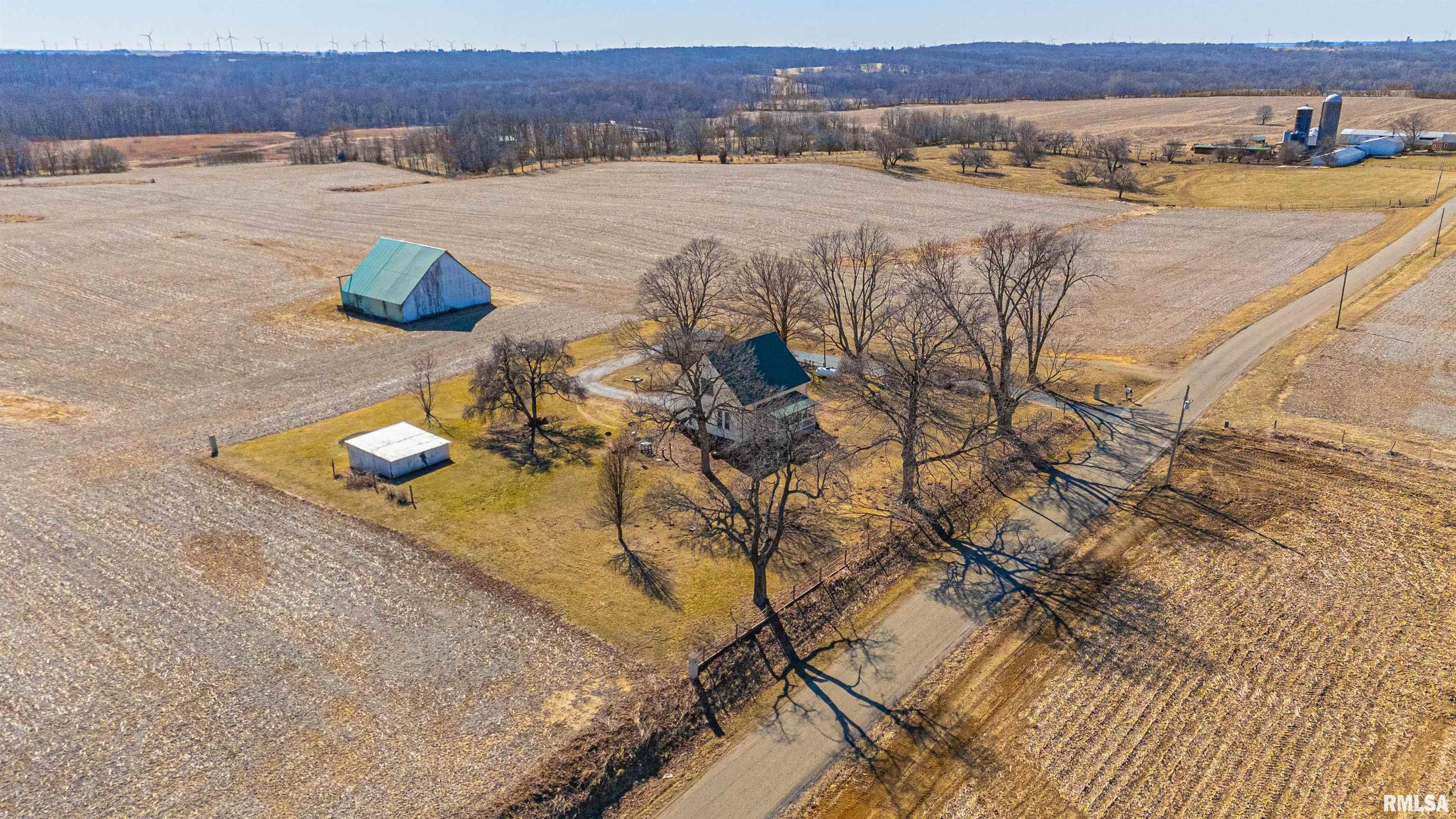 8000 Gash Bridge Road Clinton, IL 61727 - Photo 2 of 41