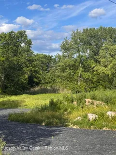 $249,000 | 50 Osprey Lane, Gardiner, NY 12525