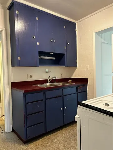 $169,000 | 1012 Northeast 1st Avenue, Gainesville, FL 32601